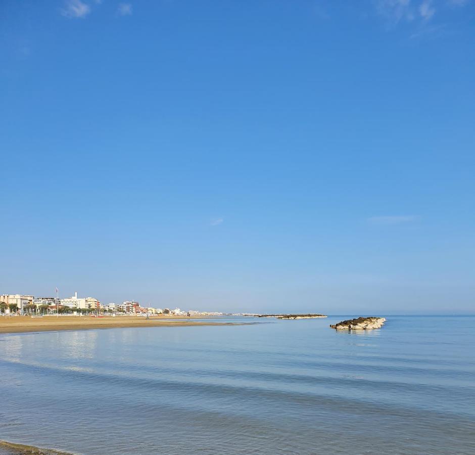 רימיני Hotel De La Plage מראה חיצוני תמונה