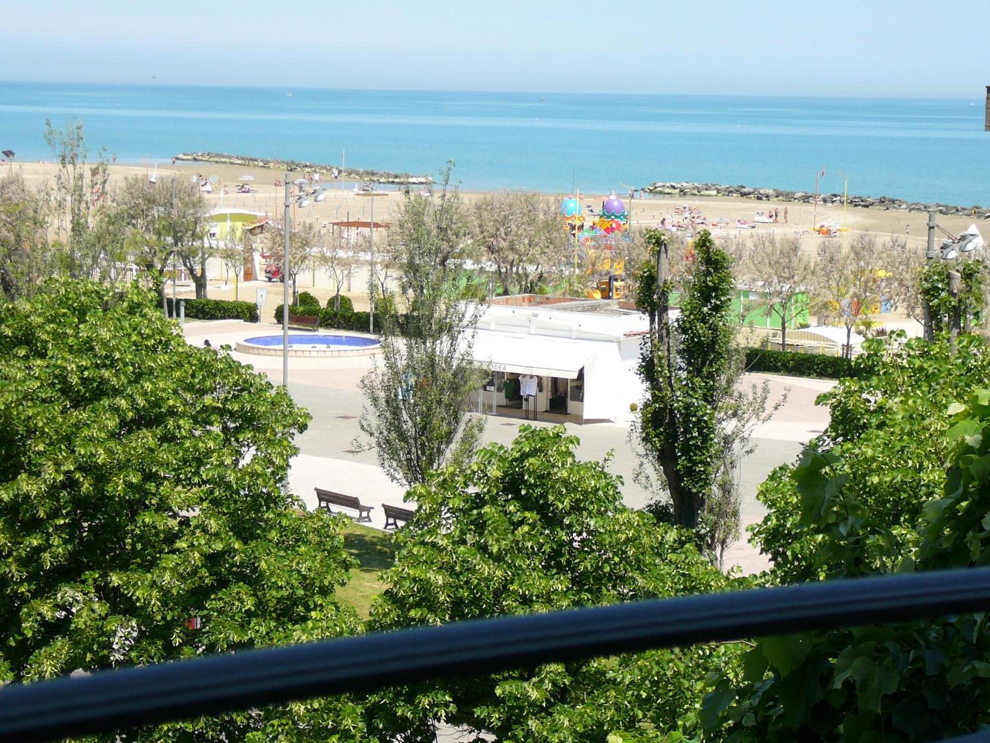 רימיני Hotel De La Plage מראה חיצוני תמונה