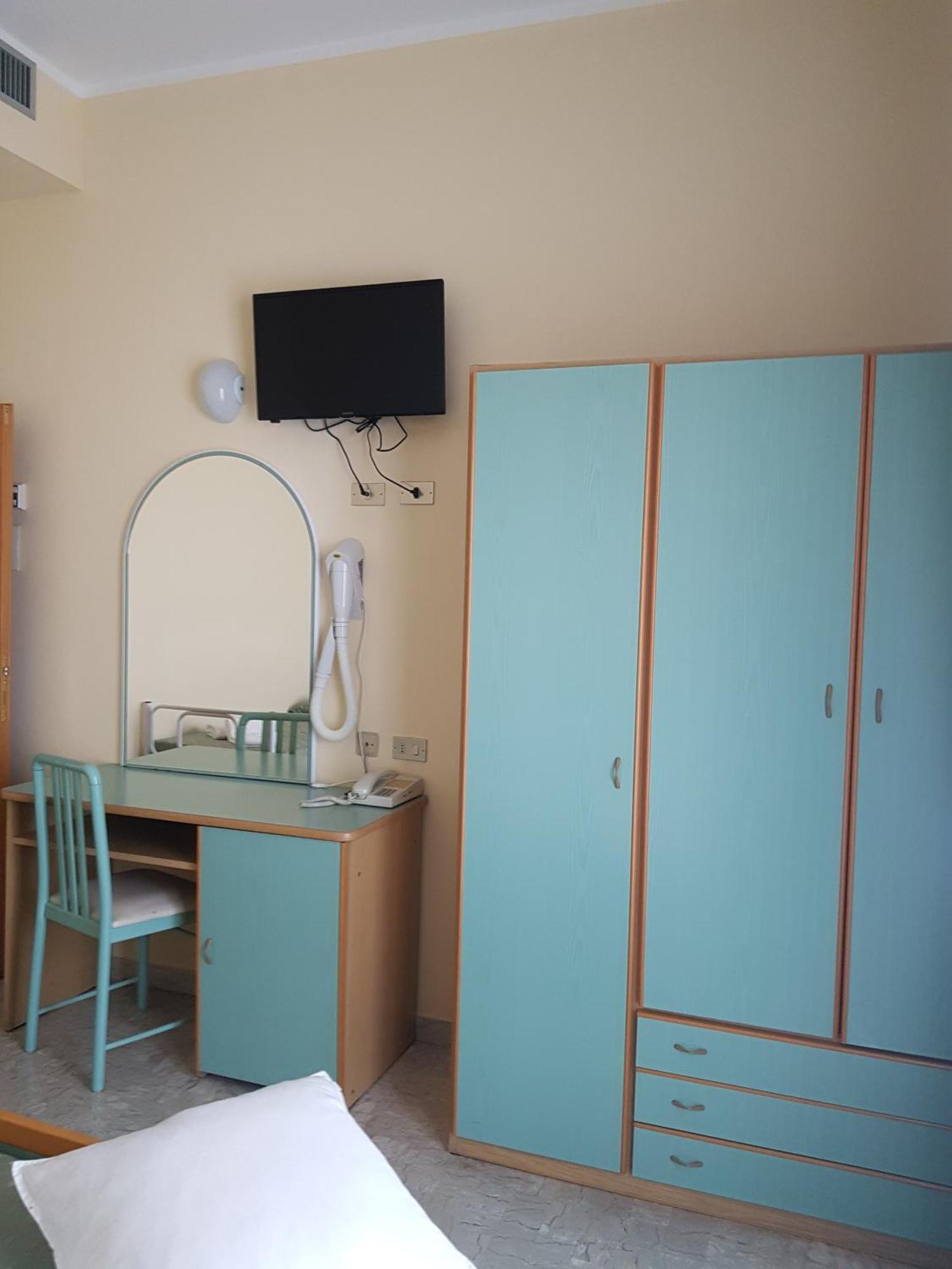 רימיני Hotel De La Plage מראה חיצוני תמונה