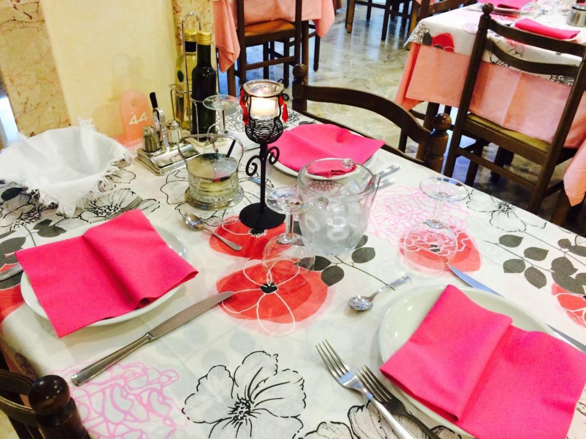 רימיני Hotel De La Plage מראה חיצוני תמונה
